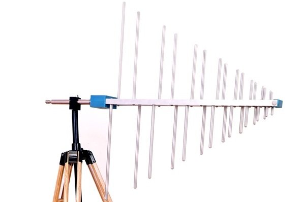 BNN AN-TRI-0306HP Tri Log (20MHz-6GHz) High Power